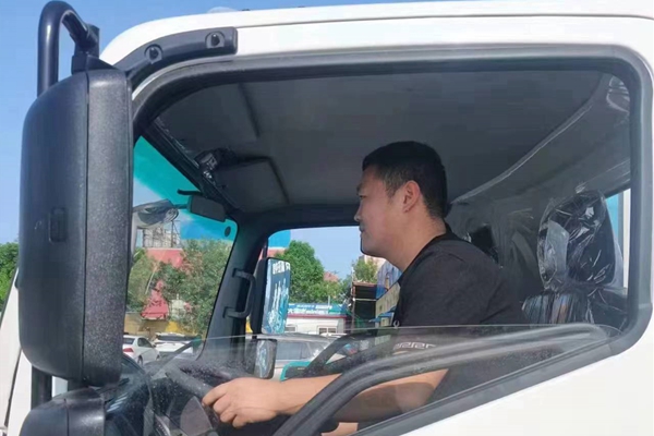 DƬ7.jpg