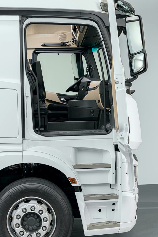 05. Actros F佛(jng){œ{˿g̤OӋ׌{Tpɵس{.jpg