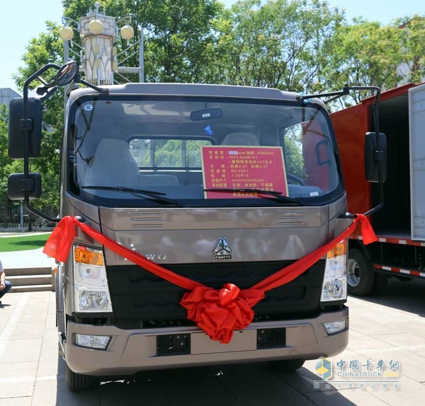 HOWO�߶��p������˹��(d��ng)��