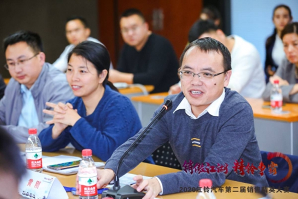 1003063B9-18.jpg