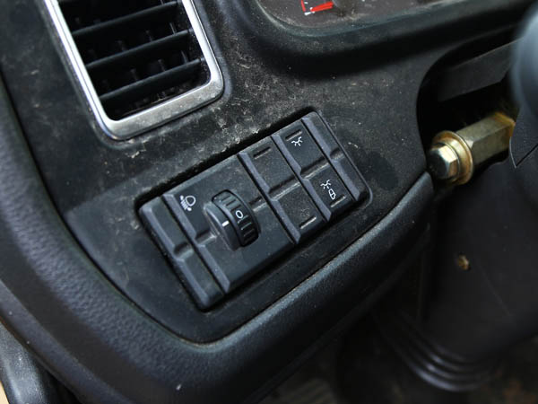 image043.jpg