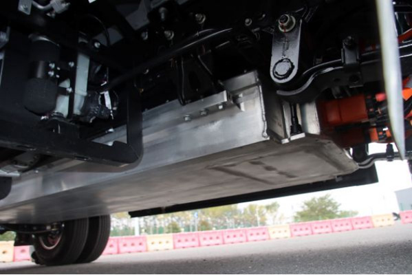 ܇(ch)֮ѡƽ_(ti) w(yn) ȫǚWRɼpԼg(sh)׃y(tng)J(rn)֪1389.jpg