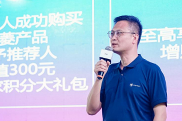 ܇֮ѾW(wng)ԭ(chung)“”ǣ(i)5ޣÌ۹(ji)c(din)ȼT(chung)飨o½v05211184.jpg